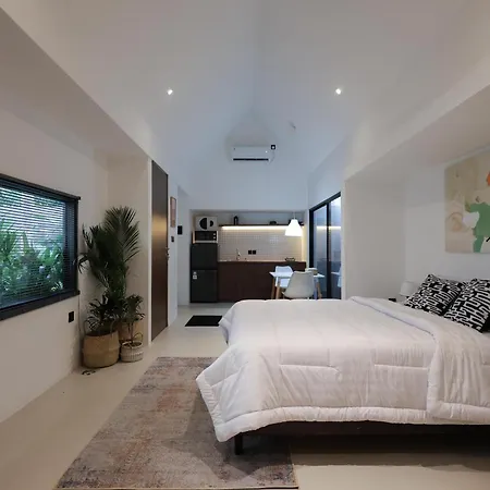Manu Sedap Malam Apartment